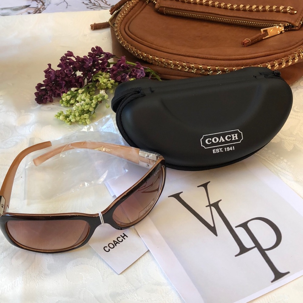NWT Coach VIP Gift Sunglasses - Picture 1 of 9
